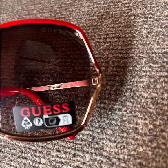 NWT Guess Red and Gold Sunglasses 🕶️ - Picture 5 of 7